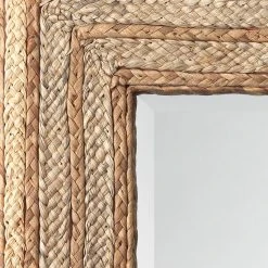 Lulu And Georgia Yamileth Mirror